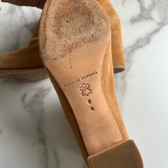 Loeffler Randall brown suede ankle heeled booties size 9 - Picture 2 of 3